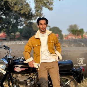 Meet your Posher, Abhijeet
